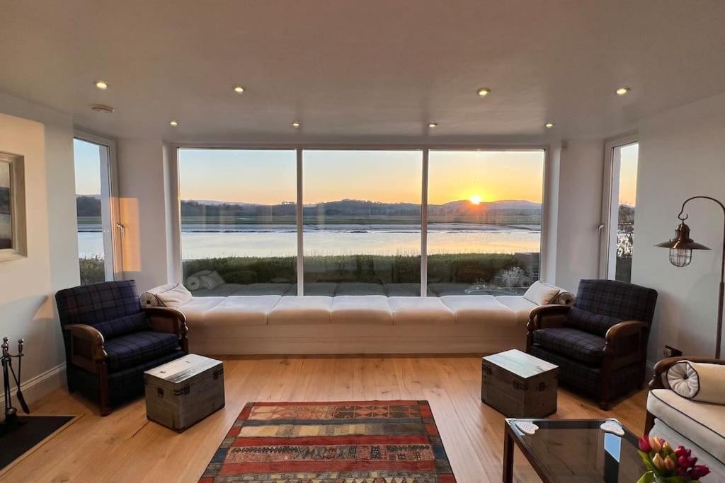 Shorepark - Waterfront Cottage With Stunning Views ดัมฟรีส์ ภายนอก รูปภาพ
