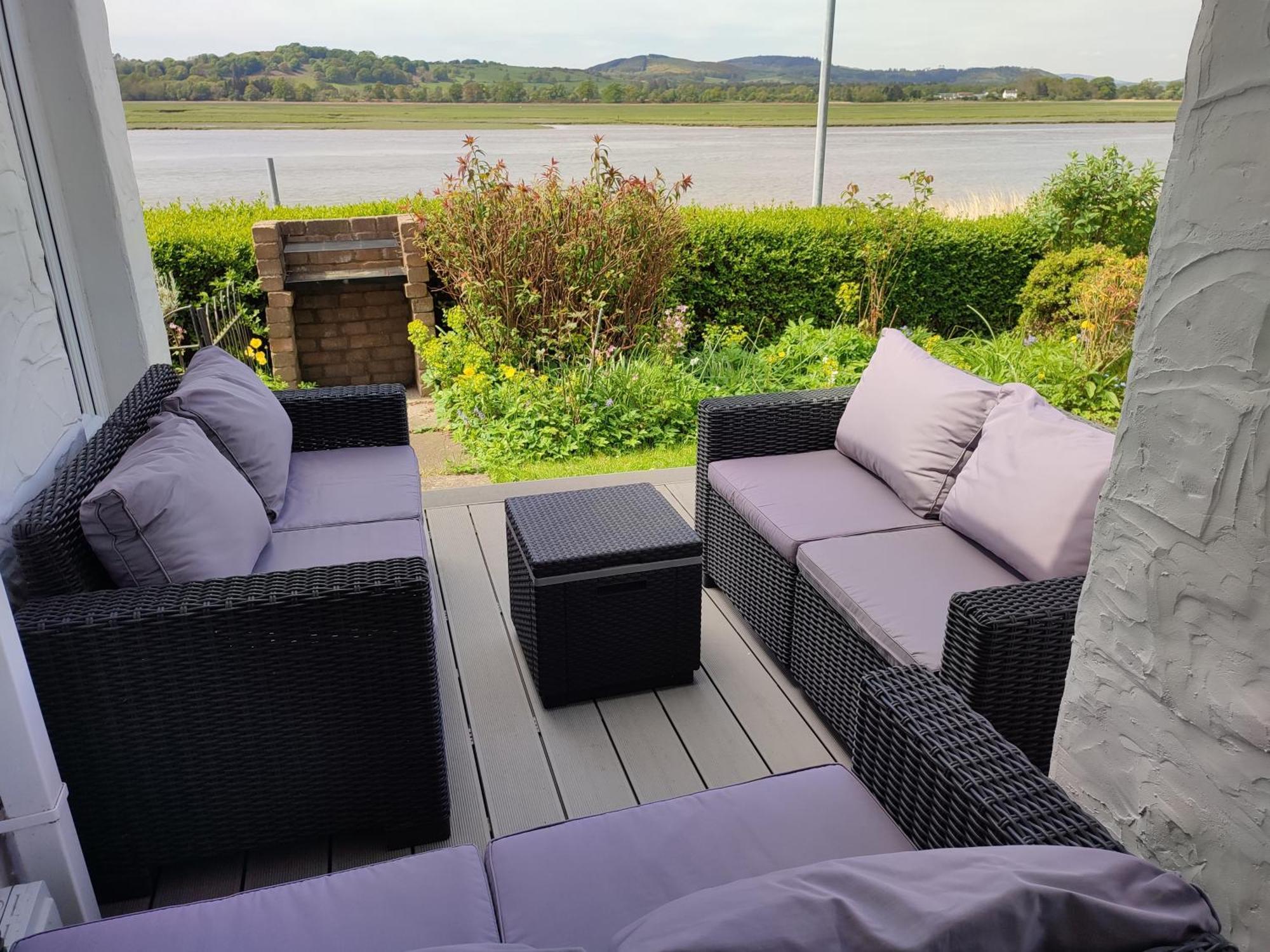 Shorepark - Waterfront Cottage With Stunning Views ดัมฟรีส์ ภายนอก รูปภาพ